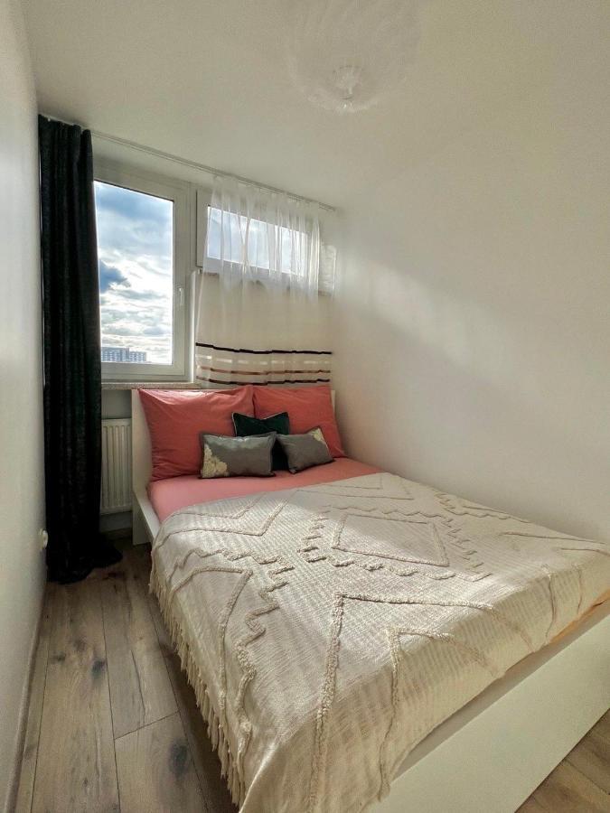 Mirovski Apartment Warschau Buitenkant foto