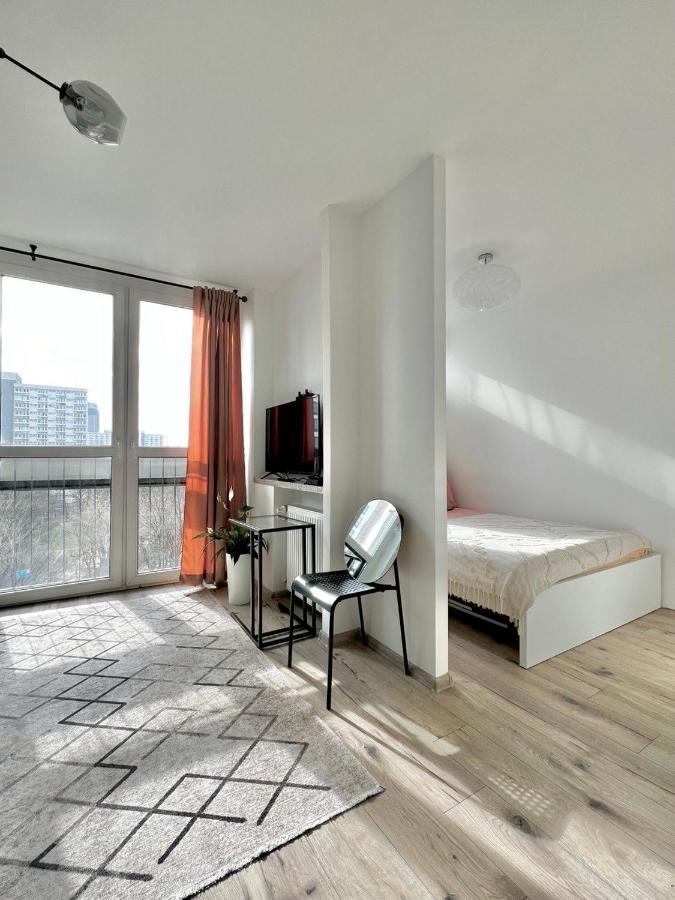 Mirovski Apartment Warschau Buitenkant foto